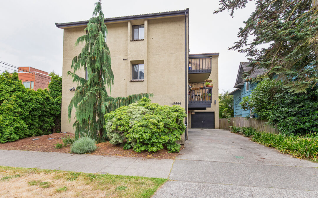 62nd Apartments – Front Entrance