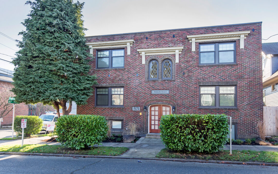 Parker Place Apartments 571 Valley St. – Front Entrance